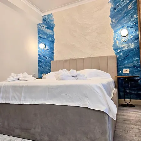 Sere White Titanic By Endless Summer - Premium Sea View