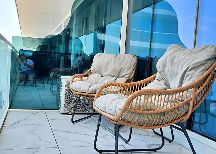 Sere White Titanic By Endless Summer - Premium Sea View Navodari