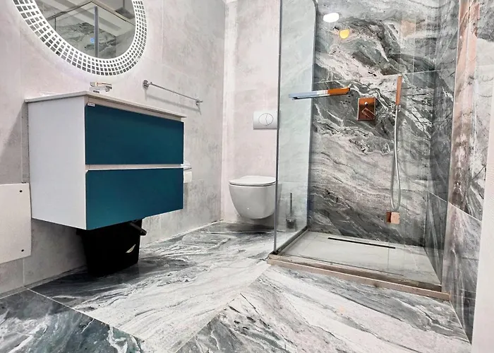 Sere White Titanic By Endless Summer - Premium Sea View Apartment *